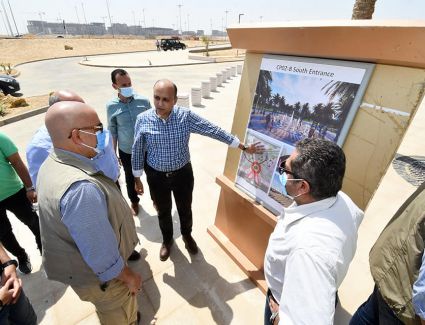 وزير الإسكان يتفقد سير العمل بمشروع الحدائق المركزية بالعاصمة الإدارية الجديدة "كابيتال بارك"