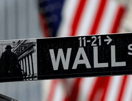 الاقتصاد الأمريكي يتجنب الركود ويتحلّق بمستقبل واعد