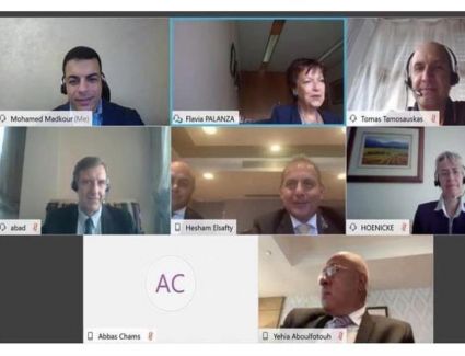 بقيمة 800 مليون يورو البنك الأهلى المصرى وبنك الاستثمار الأوربى يوقعان عقد تمويل جديد لدعم المشروعات الصغيرة والمتوسطة 