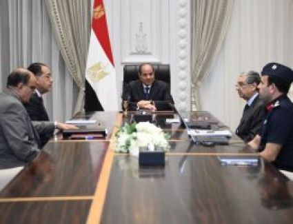 الرئيس السيسي يوجه الحكومة بتعزيز الخطط الوطنية لزيادة مقدار الطاقة المتجددة