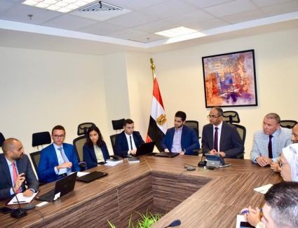 « الإسكان ومصر السيادي» يناقشان الخدمات الاستشارية بطرح تنفيذ بعض محطات تحلية المياه