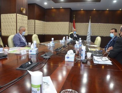 وزير الإسكان يستعرض التصميمات النهائية لمشروع الأتوبيسات السريعة الذكية لخدمة مدينة 6 أكتوبر وربطها بمدينة الجيزة