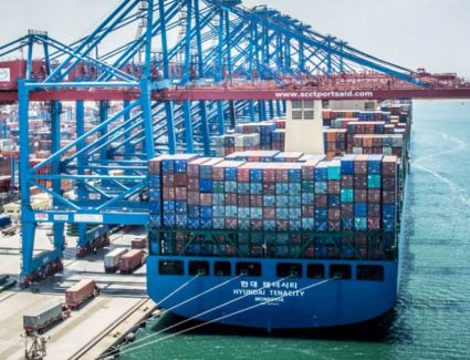 تداول 7 آلاف طن بضائع عامة ومتنوعة و350 شاحنة و565 سيارة بموانئ البحر الأحمر  