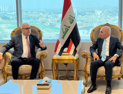 وزير الإسكان يلتقي نظيره العراقي لبحث سبل التعاون بين البلدين