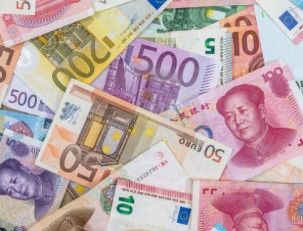 ننشر أسعار العملات الأجنبية في ختام تعاملات الأربعاء