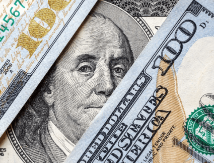 استقرار سعر الدولار في ختام تعاملات الأربعاء 