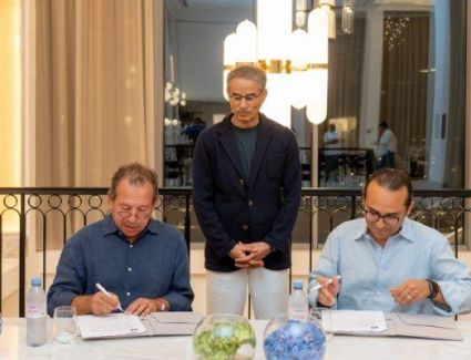 باستثمارات ملياري جنيه ..إيجل هيلز العقارية تتعاقد مع أوراسكوم للإنشاءات لتنفيذ المرحلة الأولى من مشروع Soul Luxury Beach Resort بالساحل الشمالي 