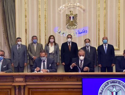 البنك الأهلي المصري يقود تحالف مصرفي يضم بنكى مصر و التجاري الدولي لترتيب تمويل مشترك لإنشاء محطة متعددة الأغراض بميناء الإسكندرية 