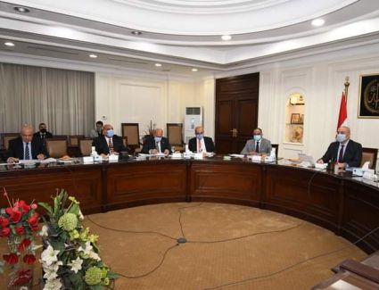 وزير الإسكان: نتوجه لإعادة استخدام مياه الصرف المُعالجة بدلاً من التخلص منها