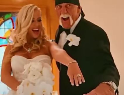 بشبكة قيمتها 100 ألف دولار.. تفاصيل الجوازة رقم 3 لـ«هوجان» لاعب المصارعة السابق.. صور 