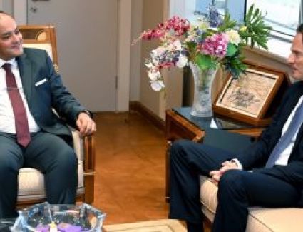 وزير التجارة والصناعة يبحب مع شركة دانون زيادة الاستثمارات في مصر