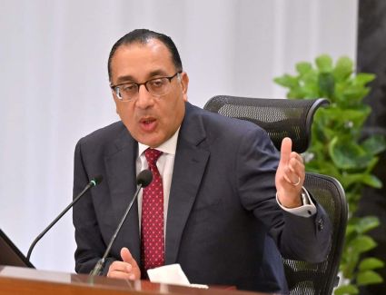 رئيس الوزراء يتفقد ويفتتح عدد من المشروعات بمحافظة الإسكندرية 