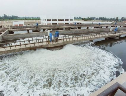 نائب وزير الاسكان يتابع الموقف التنفيذي لمشروع الصرف الصحي بمدينة بدر في البحيرة