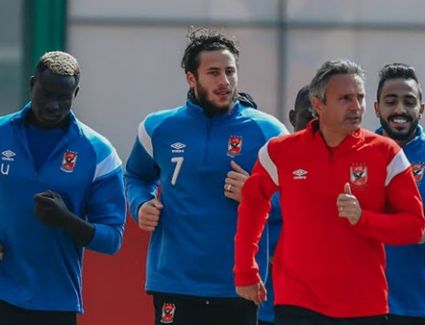 صحيفة إنجليزية تزف خبرًا سارًا لجماهير الأهلي بخصوص رمضان صبحي