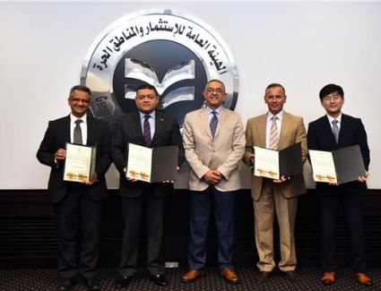 لتسريع عملية الإنشاء والتشغيل.. الاستثمار والمناطق الحرة تسلم 4 رخص ذهبية جديدة