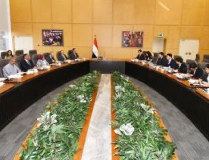 مساعد وزير الإسكان يجتمع مع وفد كوري لمناقشة خطة تحويل مدينة بدر لمدينة ذكية