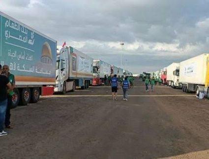 غرفة صناعات الطباعة والتغليف ترسل مساعدات غذائية إلى قطاع غزة