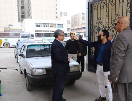 "سعفان"  يتابع اتخاذ الإجراءات الاحترازية لجميع العاملين بالوزارة