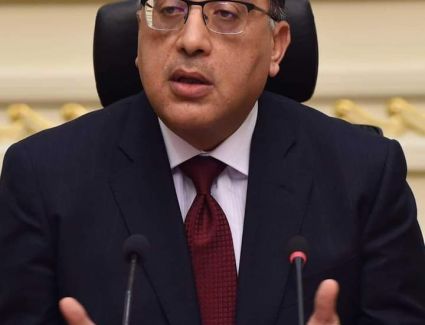 رئيس الوزراء يتابع جهود توفير أدوية بروتوكولات علاج فيروس "كورونا" خلال أكتوبر الماضي