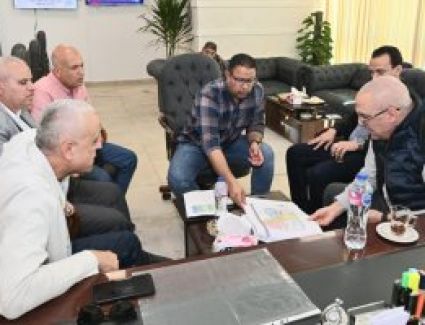 وزير الإسكان يجتمع بجهاز مدينة العلمين الجديدة لمتابعة تنفيذ المشروعات الجارية