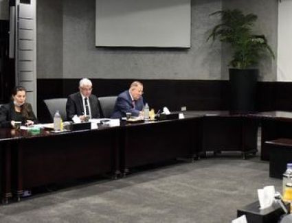 عبدالوهاب: نعمل على تحسين مناخ الاستثمار وتعزيز الاستثمارات الأجنبية والوطنية