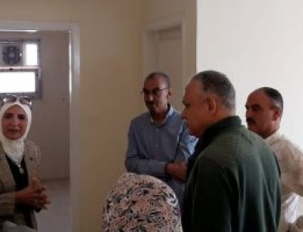 رئيس جهاز مدينة بدر يتفقد أعمال تأثيث المركز الطبى بـ«زهرة العاصمة»