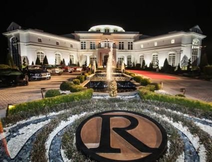  بقيمة 658 مليون دولار.. أغلى 10 صفقات عقارية للمشاهير حول العالم في 2023.. أعرف التفاصيل