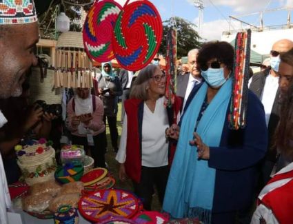 وزيرة الثقافة تفتتح معرض المشروعات الصغيرة ومتناهية الصغر بنادي الجزيرة