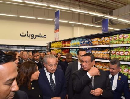 بتكلفة 4.5 مليار جنيه.. وزيرا  التموين والتنمية المحلية يفتتحان  المرحلة الأولى من مشروع المنطقة التجارية اللوجستية بالبحيرة