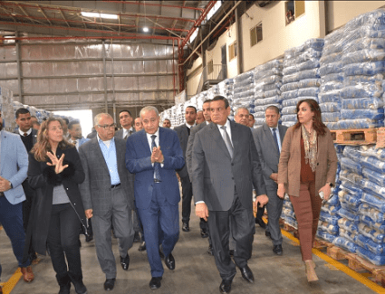 التنمية المحلية: جميع السلع الغدائية متوفرة بالمحافظات والاستعداد لـ «رمضان» بالتعاون مع التموين