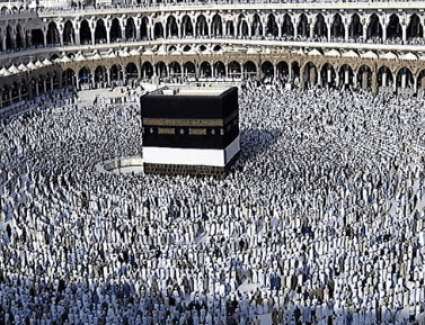 السياحة تهنئ الفائزين بالحج السياحي وتطلب سرعة سداد قيمة البرامج لإنهاء الإجراءات