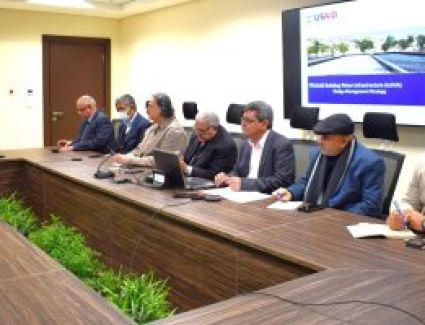 نائب وزير الإسكان يستقبل خبراء أحد المكاتب الاستشارية الدولية لبحث التعاون