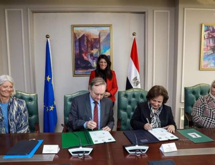 «لمشاط» تشهد توقيع اتفاقية «المبادرة الوطنية لتمكين الأطفال» بين الاتحاد الأوروبي والقومي للطفولة والأمومة