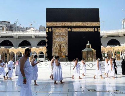 قرار الحكومة بشأن إعلان الشروط الجديدة المنظمة لموسم العمرة الحالي 