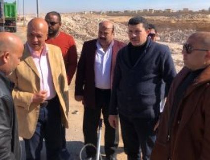  مسئولو «الإسكان» يتفقدون سير العمل بمشروعات الطرق والمرافق بمدينة سفنكس الجديدة