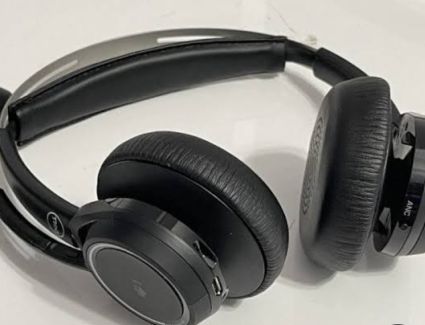 دل تكنولوجيز تطرح سماعات مدعومة بالذكاء الاصطناعي 