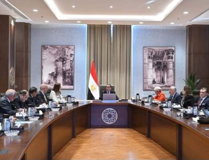 رئيس الوزراء يترأس اجتماع المجلس الأعلى للتخطيط والتنمية العمرانية