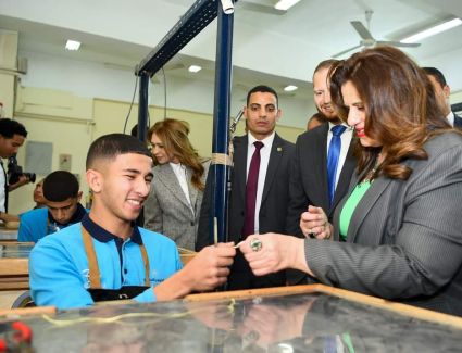وزيرة الهجرة تزور مدرسة إيجيبت جولد للتكنولوجيا التطبيقية بمدينة العبور