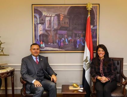 وزيرة التعاون الدولي, السفير القطري بالقاهرة , مناقشة تعزيز التعاون المشترك , الجهود التنموية بين البلدين