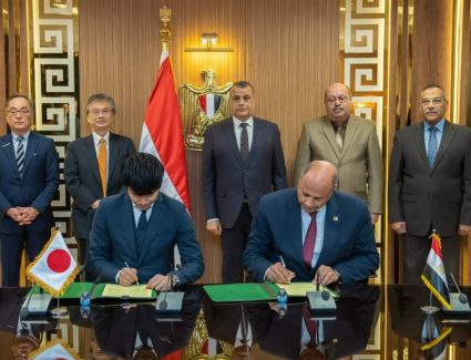 وزير «لإنتاج الحربي» يشهد توقيع عقد تصنيع بين«حلوان للآجهزة المعدنية» و«ميزوها اليابانية»