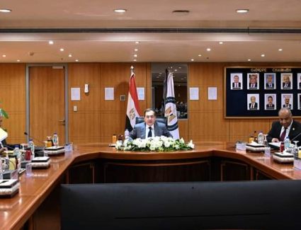  وزير البترول يترأس أعمال الجمعية العامة لشركة جنوب الوادي المصرية القابضة للبترول لاعتماد الموازنة التخطيطية للعام المالي 2024 / 2025 