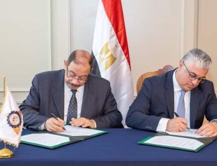 وليد جمال الدين: التكامل بين اقتصادية قناة السويس والمثلث الذهبي يخدم أهداف التنمية الاقتصادية الشاملة 