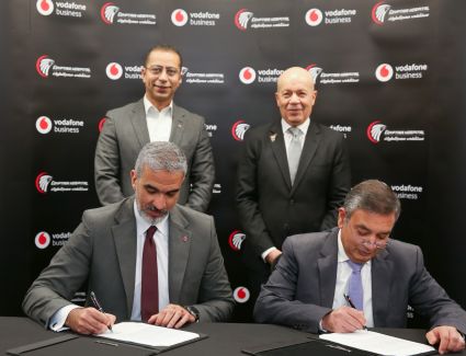 «ڤودافون بيزنس» تقدم حلولها الرقمية لمصر للطيران وتتيح خدمات الرعاية الصحية عن بُعد على متن جميع رحلاتها