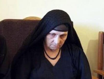 النائب العام يأمر بدراسة الطعن على الحكم ببراءة المتهمين في واقعة "تعرية سيدة الكرم"