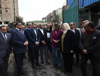 «مدبولي» من موقع حريق استوديو الأهرام: سنتحمل تكلفة إعادة الوضع كما كان فالأهالي لا ذنب لهم