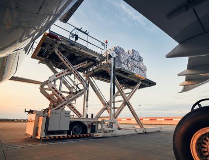 تضم 5 مكاتب في مصر..  موانئ دبي تطلق شبكة عالمية للشحن 