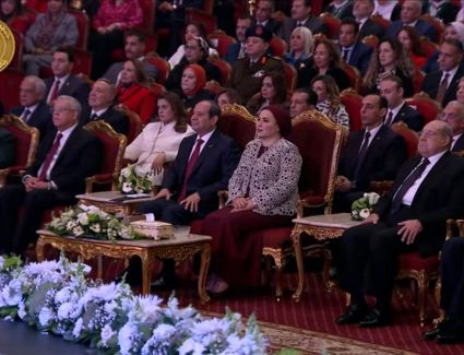 الرئيس السيسي يوجه بتخصيص 10 مليارات لصندوقي تنمية الأسرة وكبار السن