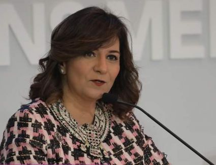 وزيرة الهجرة: "مصر الخير" تتحمل نفقات إقامة المصريين العالقين بالإمارات 