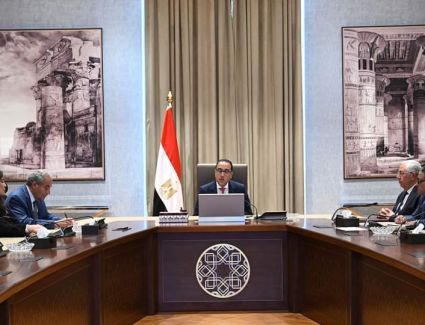 الحكومة تبدأ سداد مستحقات الشركاء الأجانب بالمشروعات البترولية