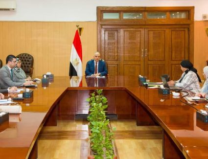 وزير الري يتابع موقف التنسيق مع اليونسكو للحفاظ على المنشآت والمقتنيات التاريخية